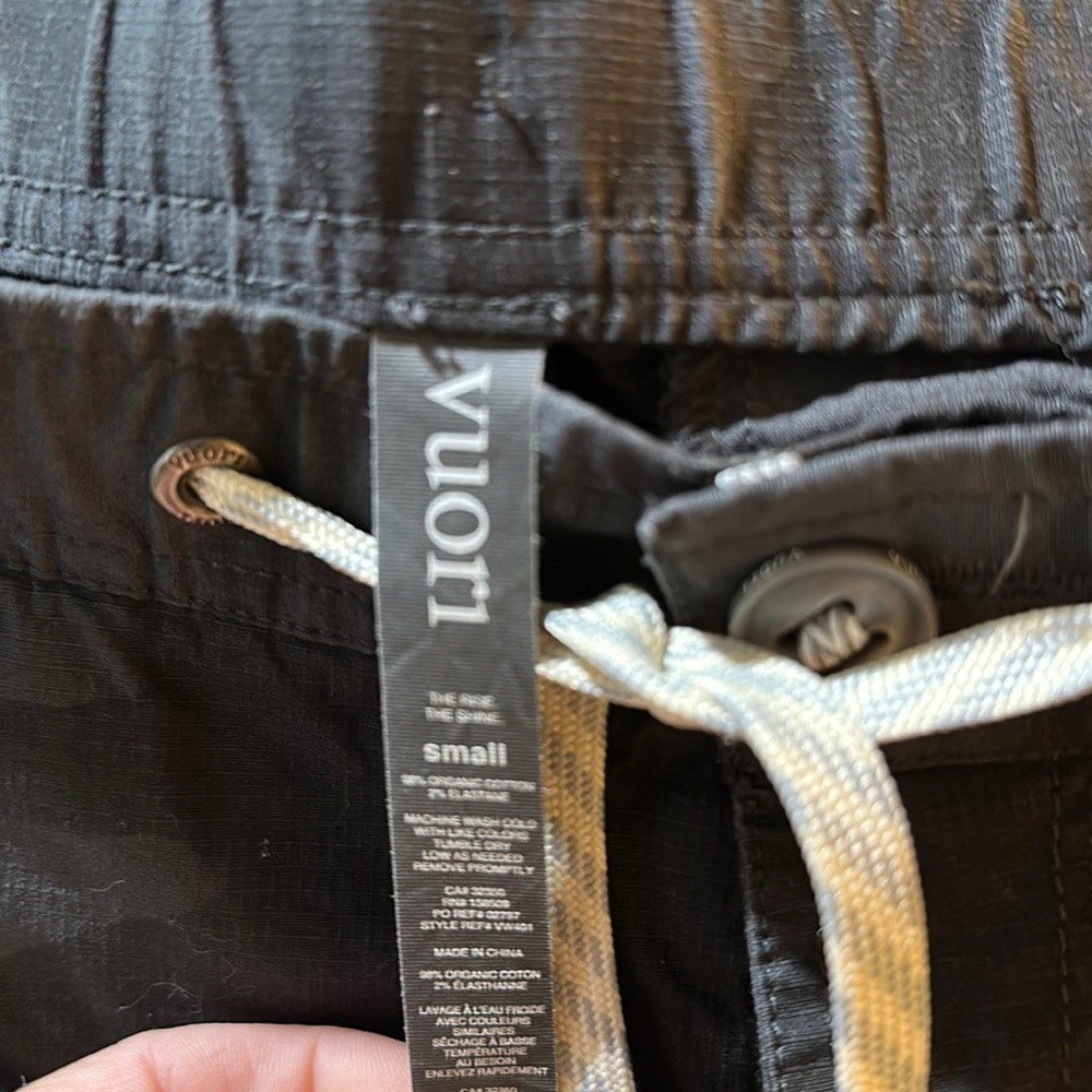 Vuori ripstop, camo pants, size small